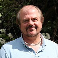 Steve Hollinghurst